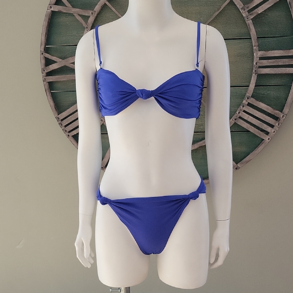 Frankies Bikini Carrie Bandue Top And Monica Bottom